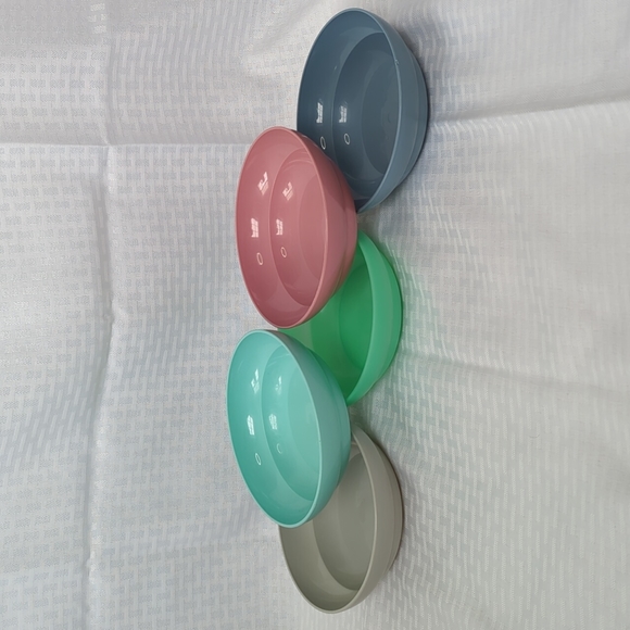 Tupperware Other - Tupperware cereal bowls